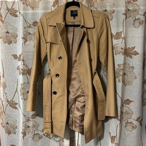 The limited caramel Mid length tench coat - good condition!!